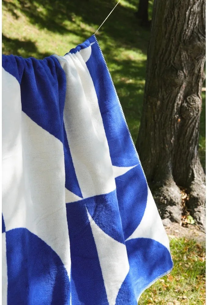 Pătură albastră/crem 150x200 cm Tul – noo.ma