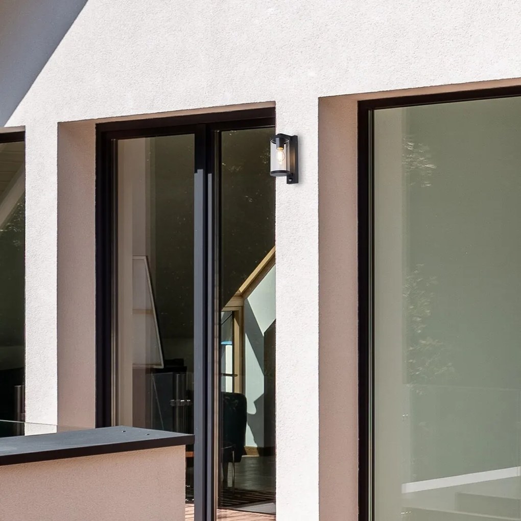 Aplica exterior cu senzor de miscare stil industrial IP44 Silistra