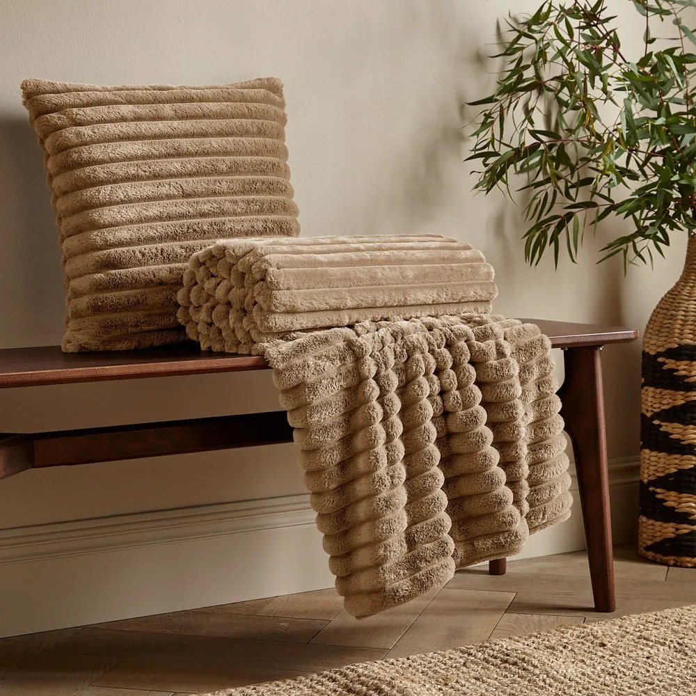 Pernă decorativă 45x45 cm Cosy Ribbed – Catherine Lansfield