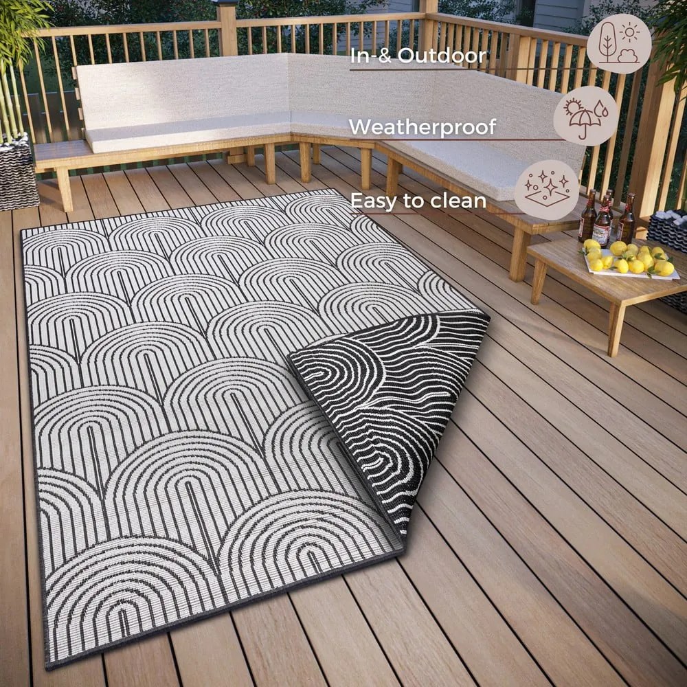Covor de exterior negru-alb 80x150 cm Pangli Black – Hanse Home
