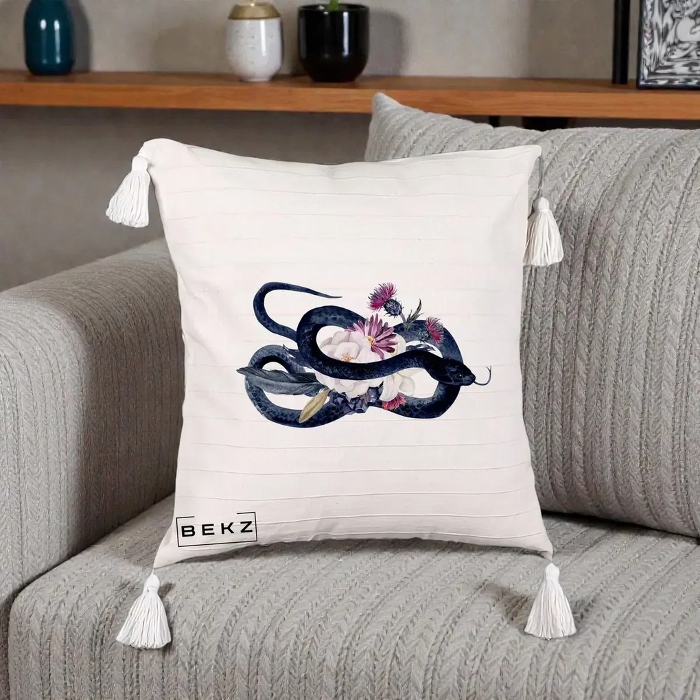 Perna Decorativa Sarpe Negru cu Flori Gothic, 40x40 cm, Bej cu Franjuri, Husa Detasabila, Perna Inclusa, BEKZ®