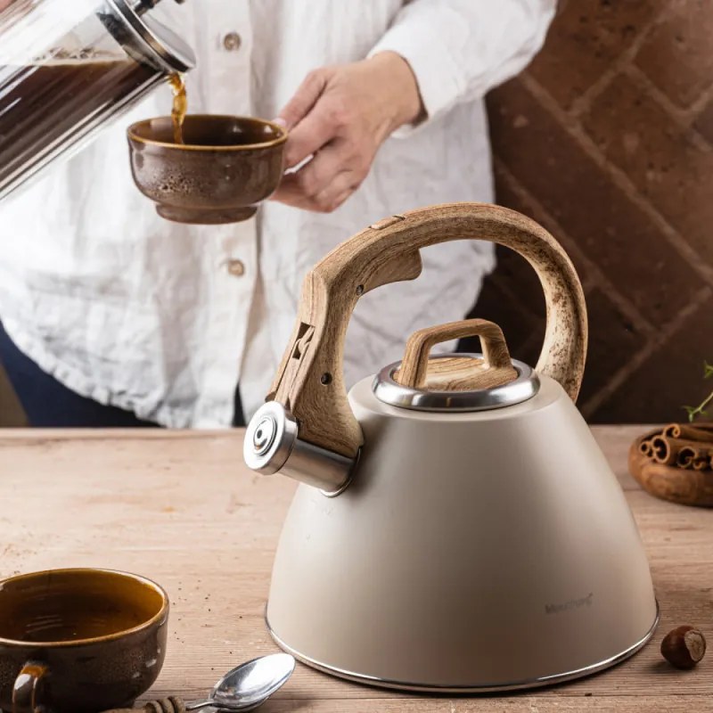 Klausberg KB 7954 Fierbător cu vârtej, 2,5 l, Oțel inoxidabil, Mâner izolat cu efect de lemn, Inducție, Bej/maro