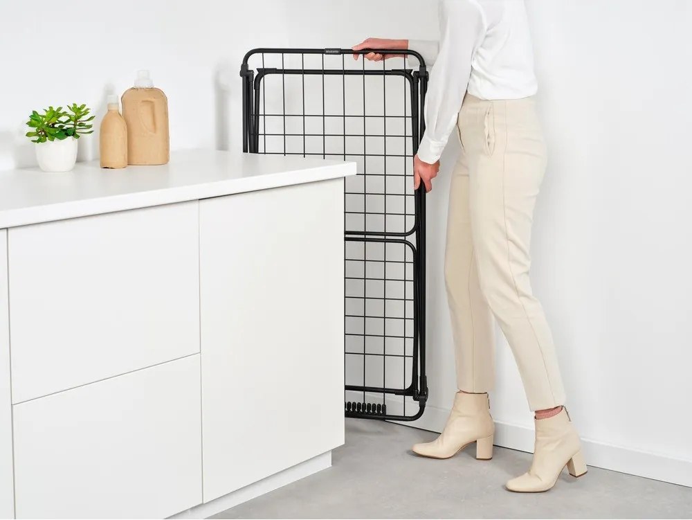 Uscător de rufe negru mat 22 m HangOn Too – Brabantia