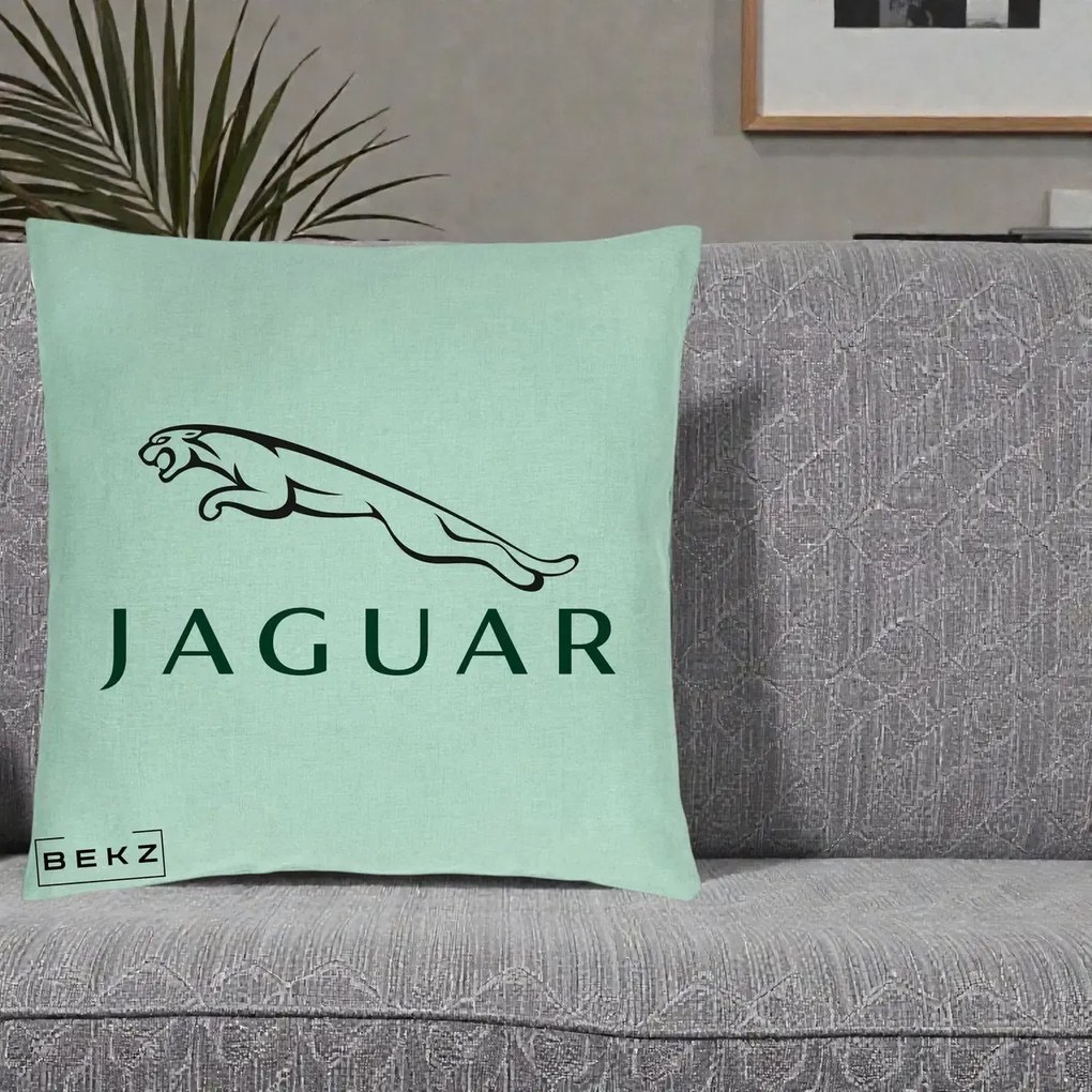 Perna Personalizata cu emblema Jaguar, 40x40 cm, Verde Menta, Husa Detasabila, Perna Inclusa, BEKZ®