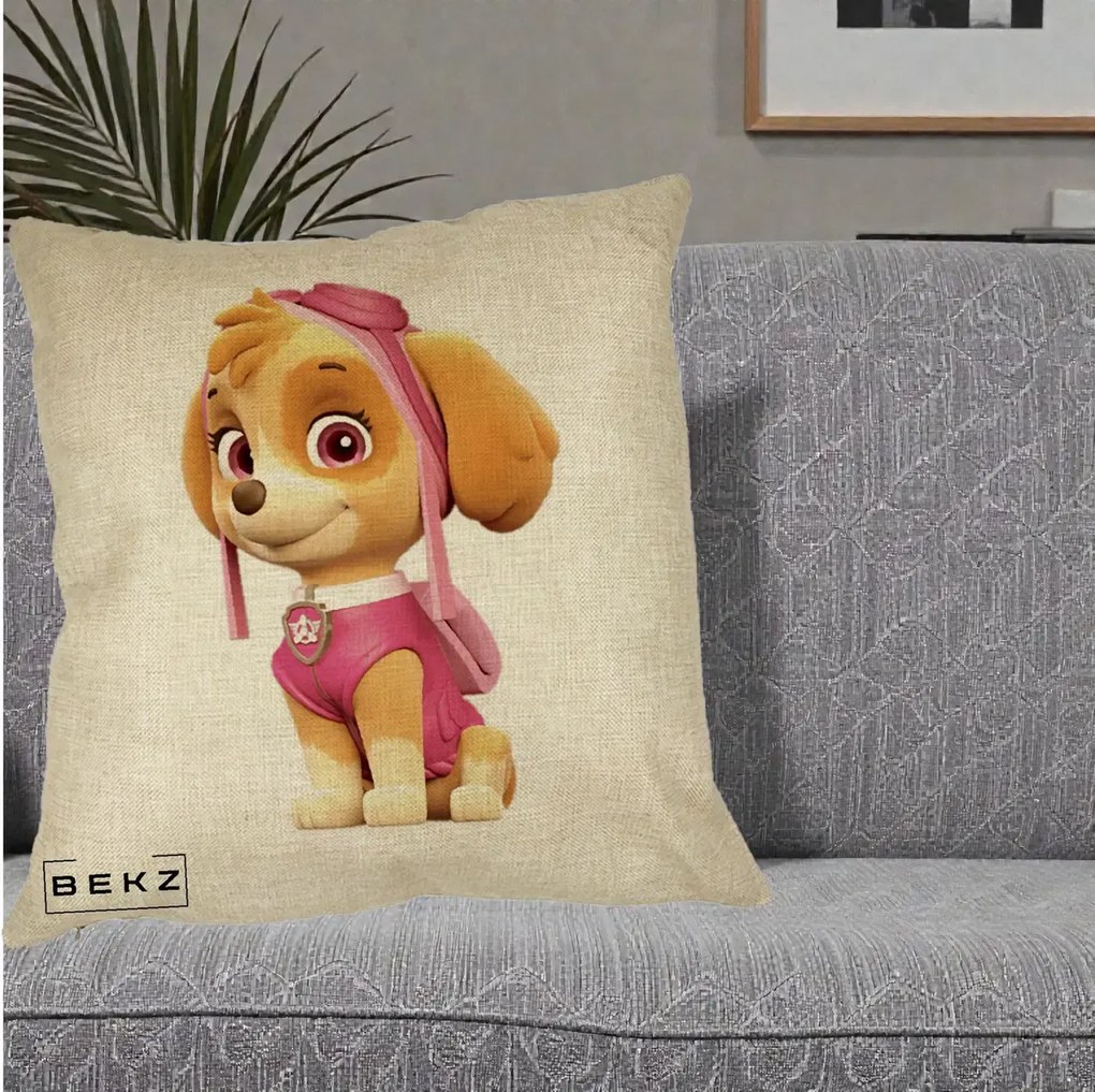 Perna Personalizata Skye PAW Patrol Roz, 40x40 cm, Crem, Husa Detasabila, Perna Inclusa, BEKZ®