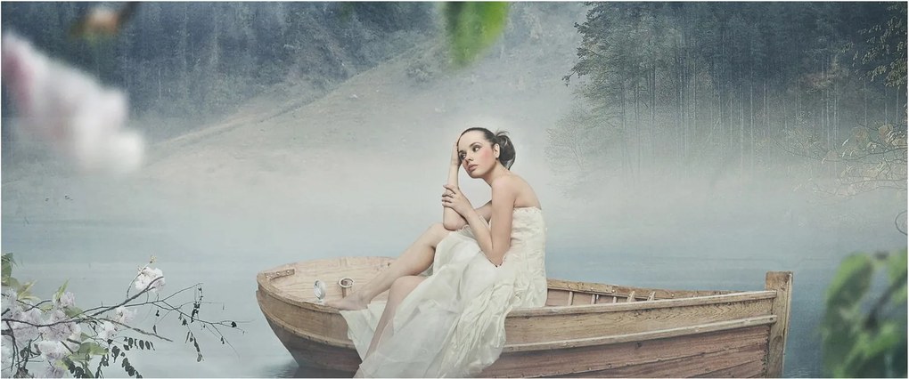 Tablou - Femeia pe barcă (120x50 cm)