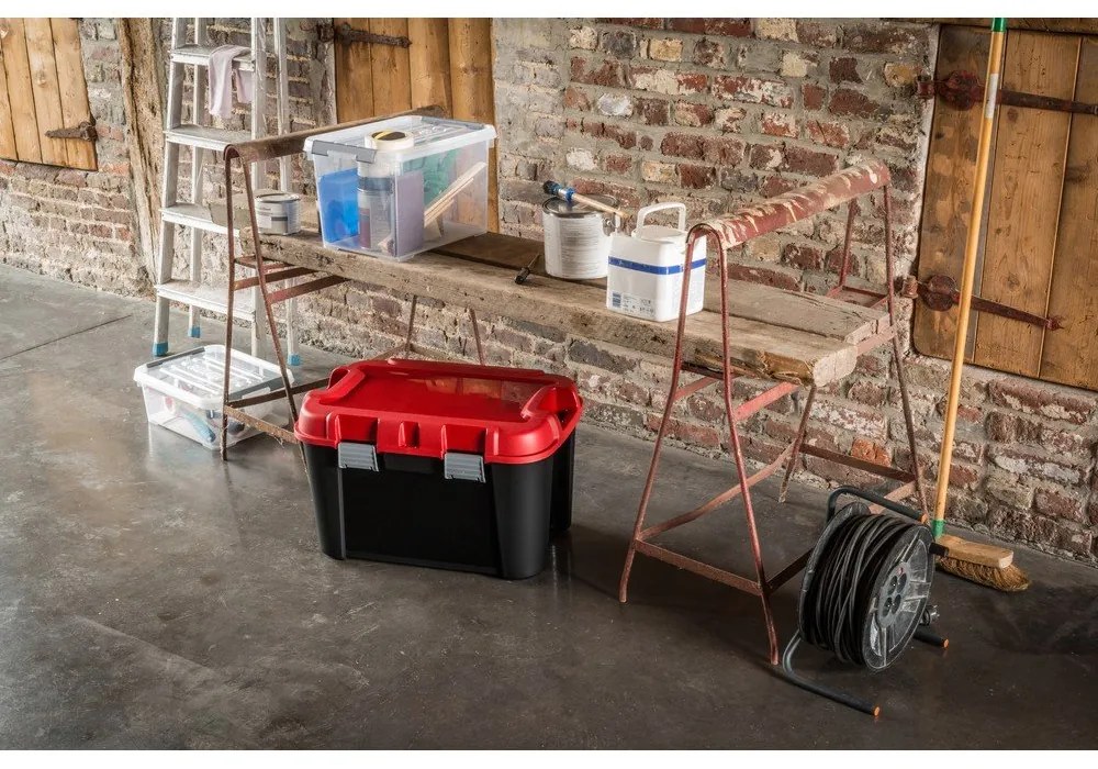 Cutie de depozitare roșie/neagră din plastic cu capac 59x39,5x36 cm Totem – Curver