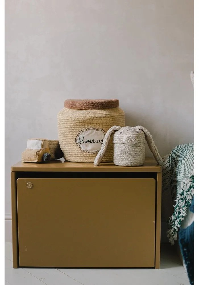 Coș de jucării pentru copii crem din material textil ø 15x15 cm Mini Rita the Rabbit – Lorena Canals