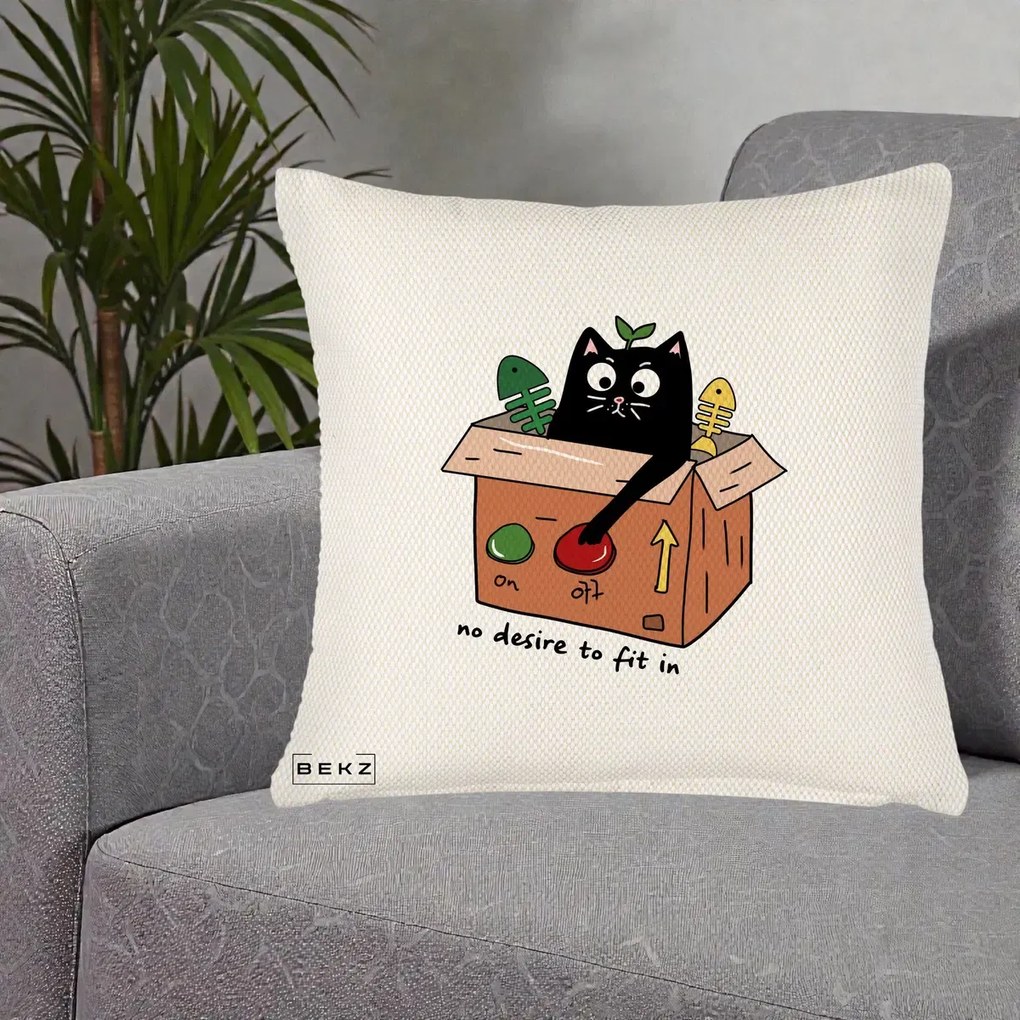 Perna Decorativa Pisica in Cutie No Desire to Fit In, 40x40 cm, Crem Reliefat, Husa Detasabila, Perna Inclusa, BEKZ®
