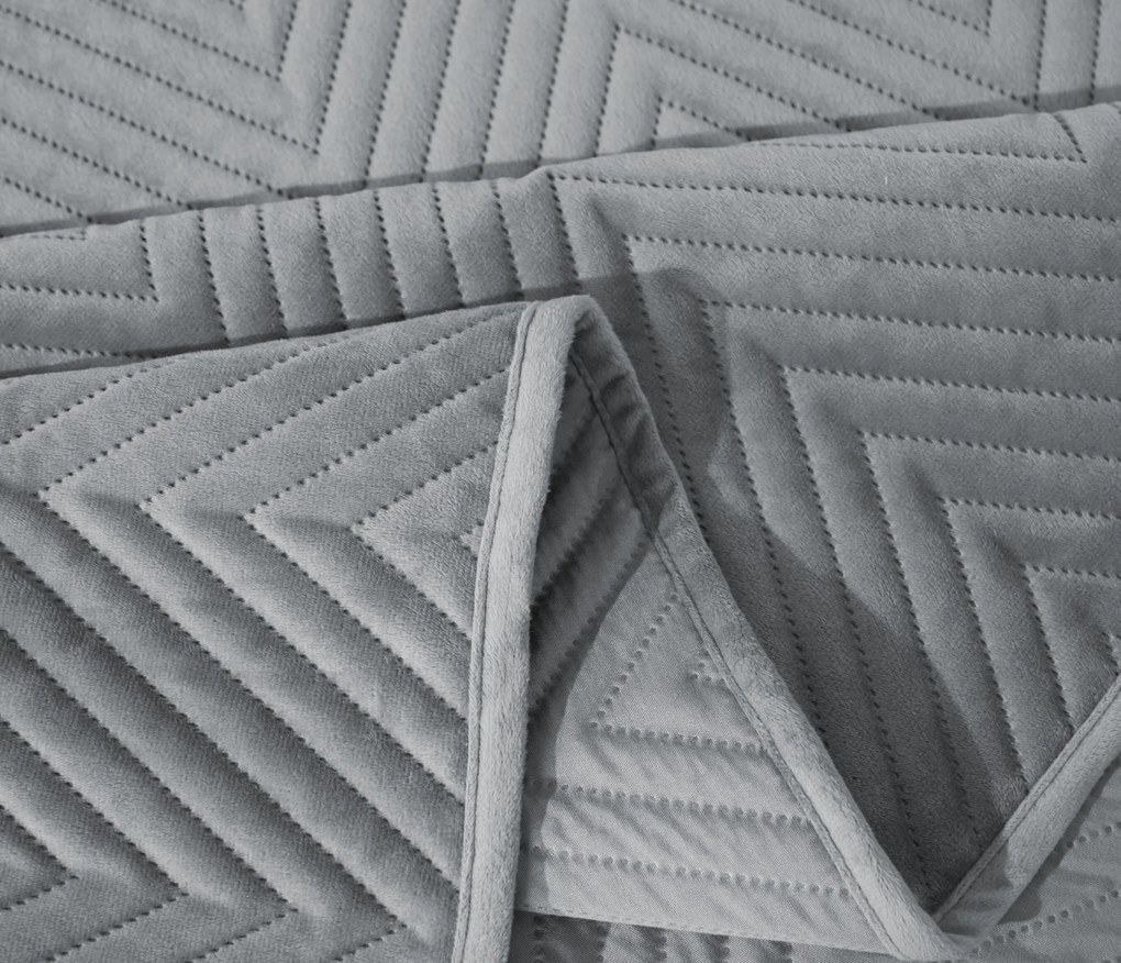 Cuvertura de pat din catifea gri ARROW VELVET Dimensiuni: 220 x 240 cm