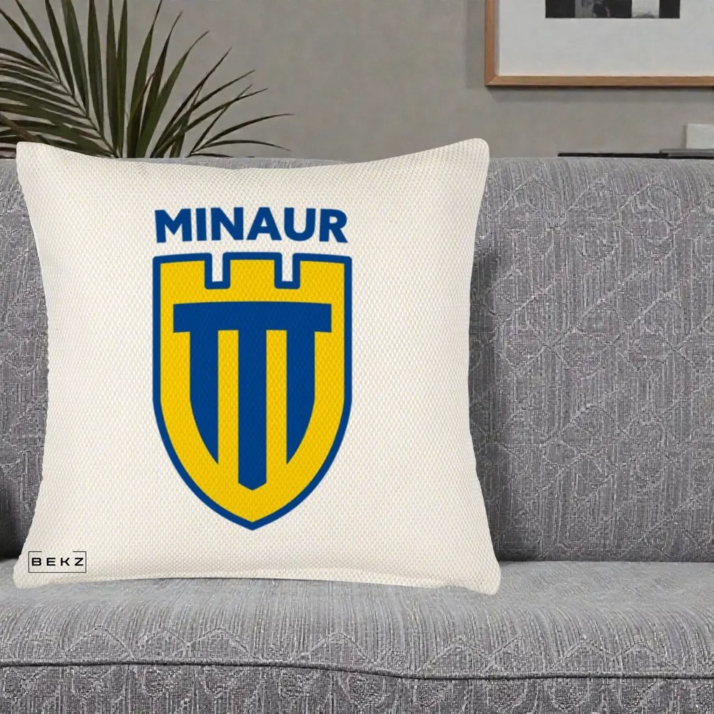 Perna Personalizata Minaur Baia Mare Fotbal, 40x40 cm, Crem Reliefat, Husa Detasabila, Perna Inclusa, BEKZ®