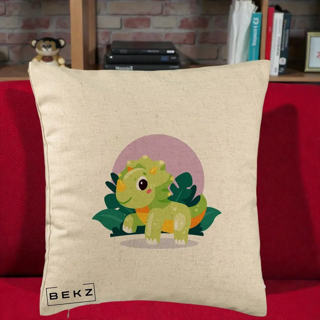Perna Decorativa Triceratops Kawaii Verde, 40x40 cm, Bej, Husa Detasabila, Perna Inclusa, BEKZ®