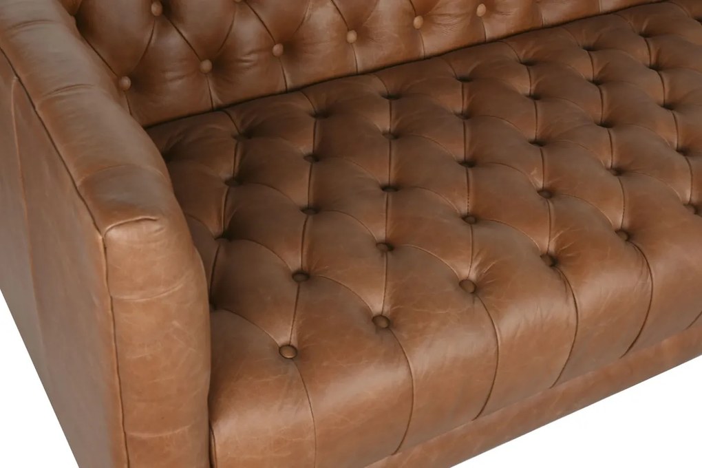 Canapea 3 locuri din piele cognac, cu spătar capitonat, picioare din metal auriu, aspect retro, 74 x 209 x 77 cm, „Odette”