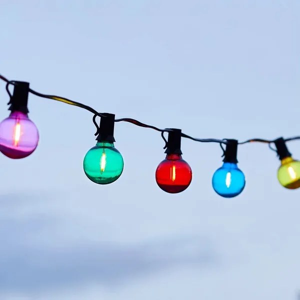 Lanț luminos colorat cu becuri LED - YARDBULBS