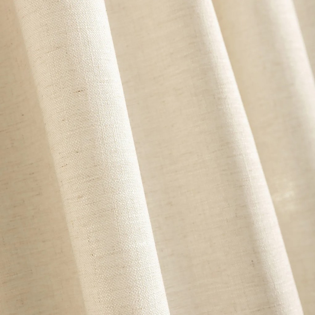 Perdea cu bandă de pliuri