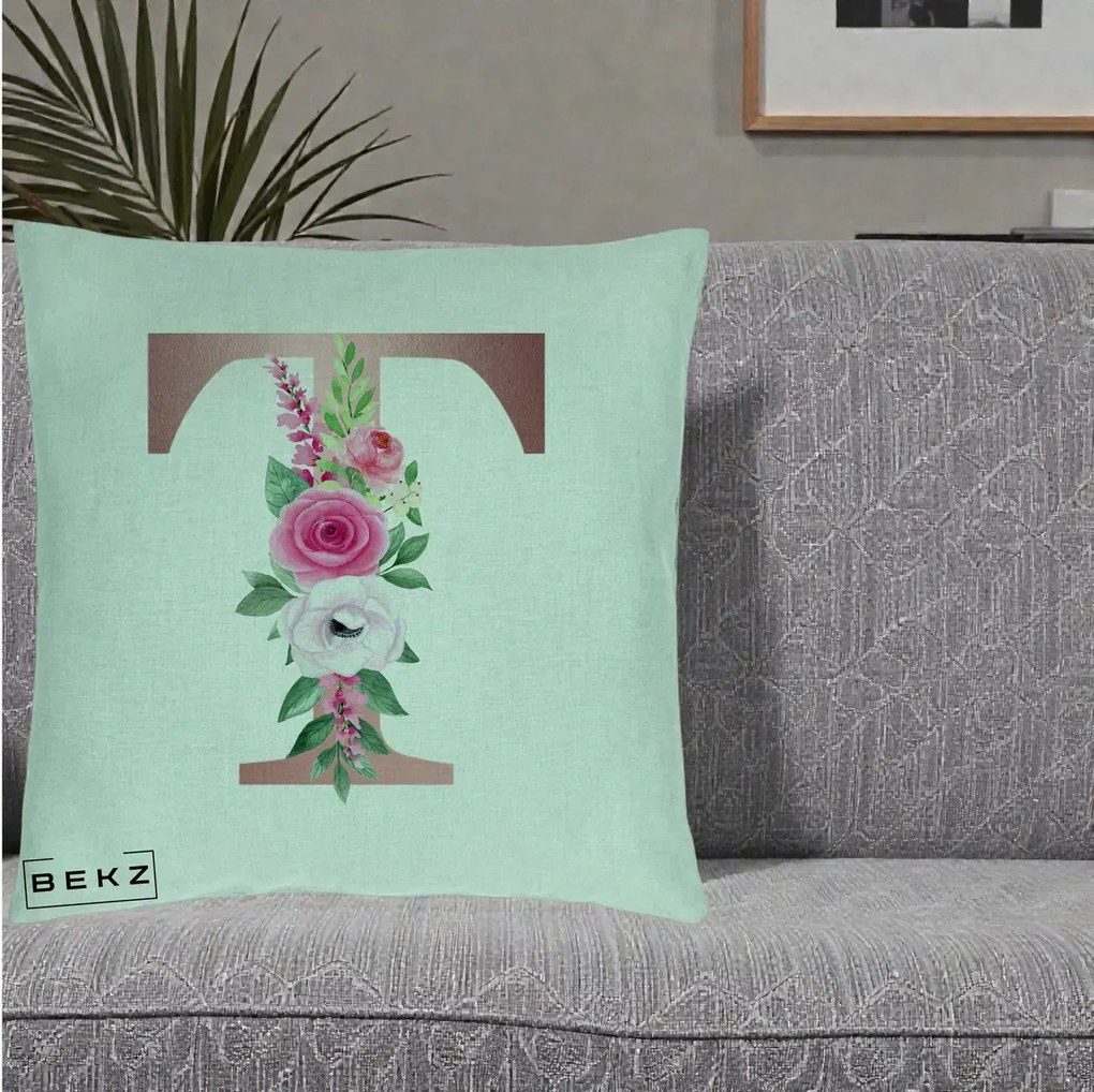 Cadou Personalizat - Perna Personalizata Monograma Rose Gold Litera T, 40x40 cm, Verde Menta, Husa Detasabila, Perna Inclusa, BEKZ®