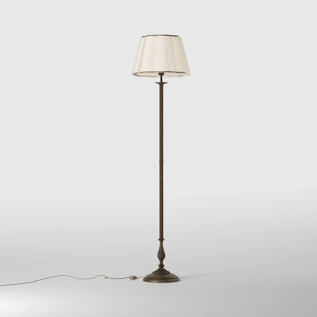 Lampadar, Lampa de podea din alama stil clasic Petalo