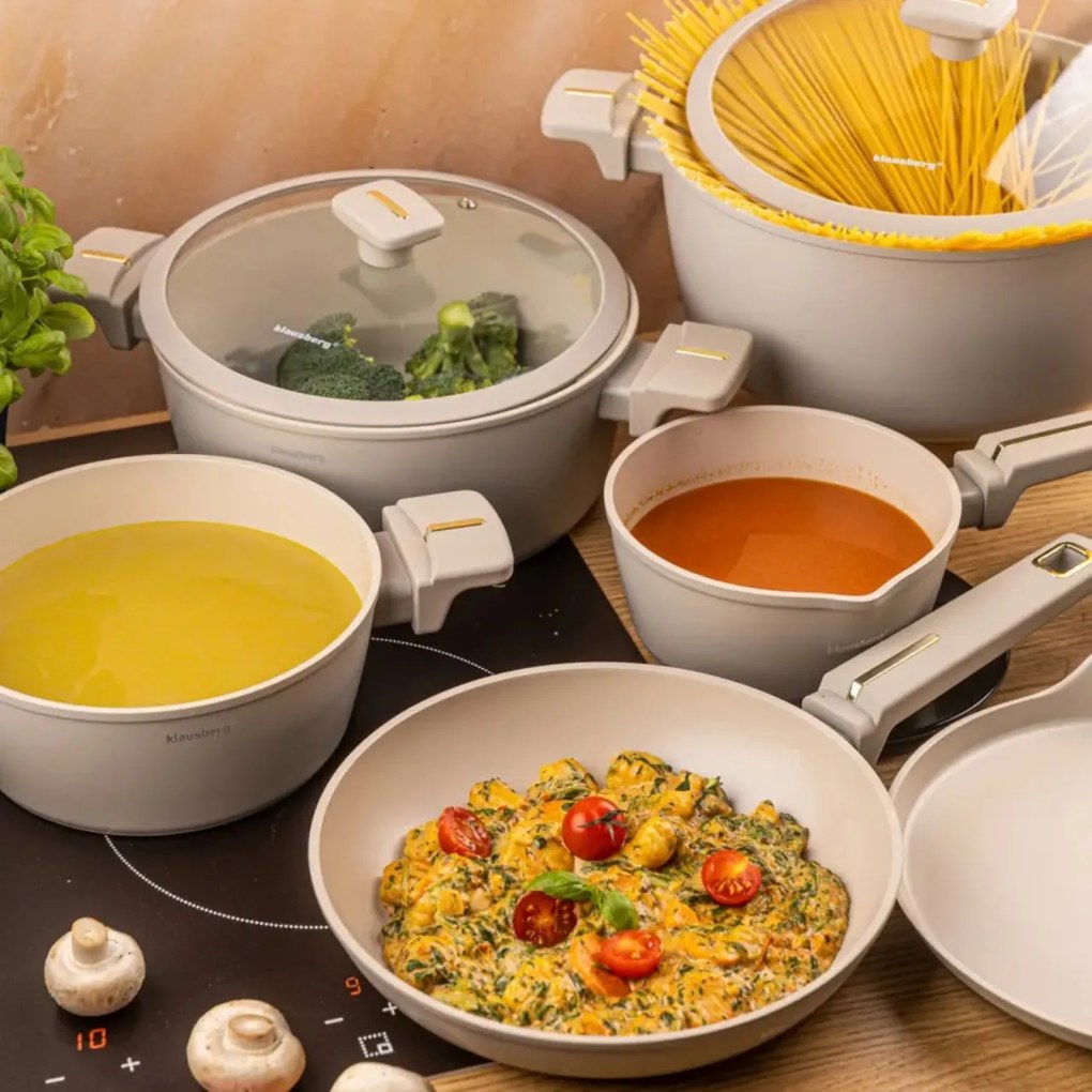 Set oale marmorate cu tigaie clatite 12 peise Klausberg KB-7967, crem