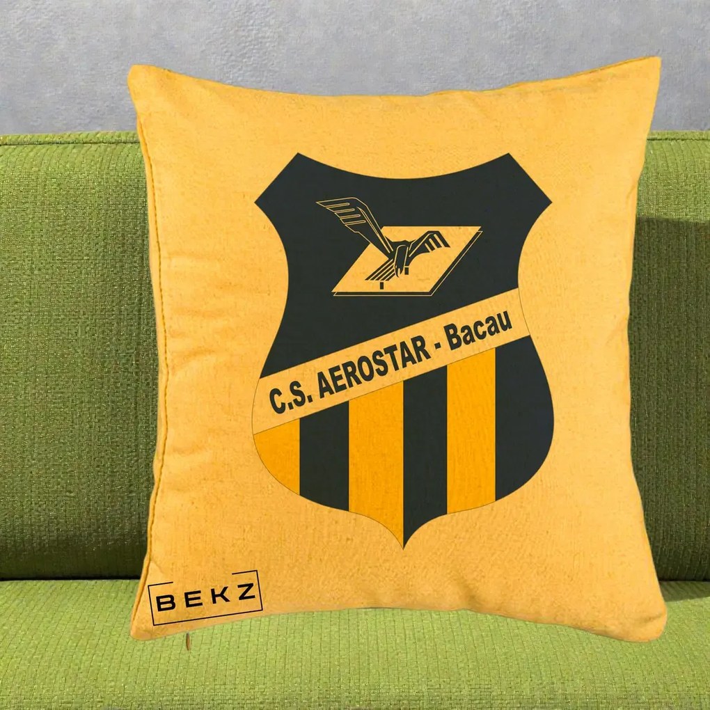 Perna Personalizata CS Aerostar Bacau Fotbal, 40x40 cm, Galben, Husa Detasabila, Perna Inclusa, BEKZ®