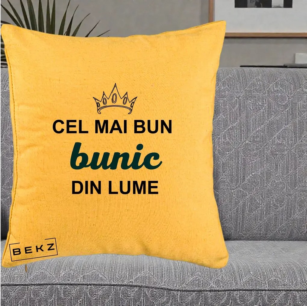 Cadou pentru Bunic - Perna Personalizata Cel Mai Bun Bunic Din Lume Coroana Albastra, 40x40 cm, Galben, Husa Detasabila, Perna Inclusa, BEKZ®