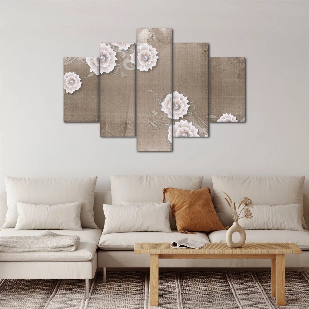 Tablou - Draperie cu flori (150x105 cm)