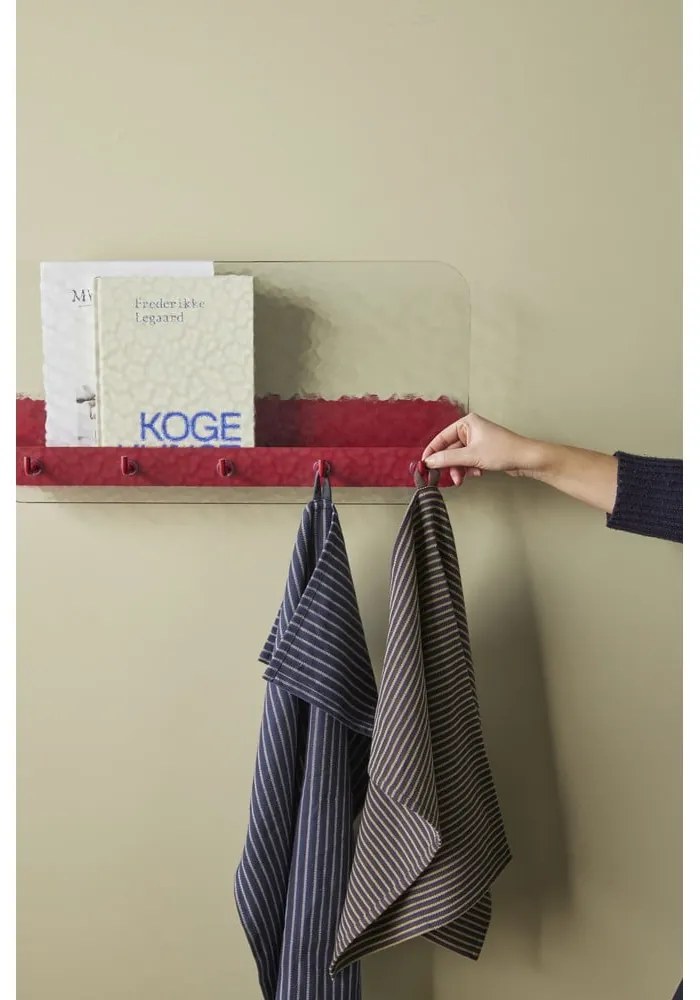 Cuier de perete din metal roșu cu raft Shack - Hübsch