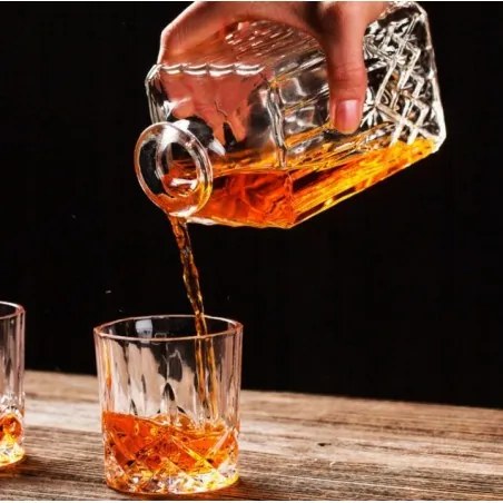JAKS CARAFĂ DE STICLĂ PENTRU WHISKEY 950ML