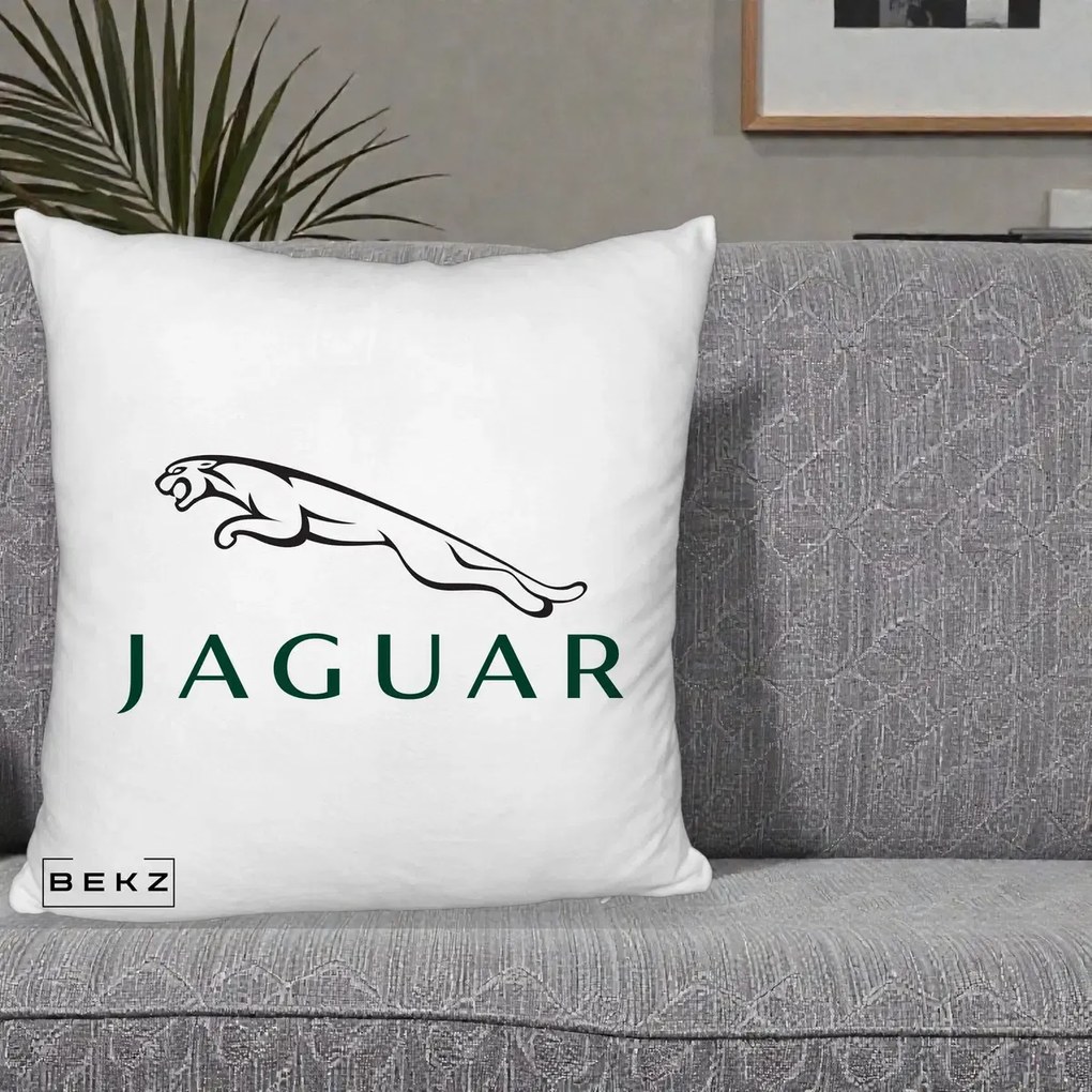 Perna Personalizata cu emblema Jaguar, 40x40 cm, Alb Pufos, Husa Detasabila, Perna Inclusa, BEKZ®