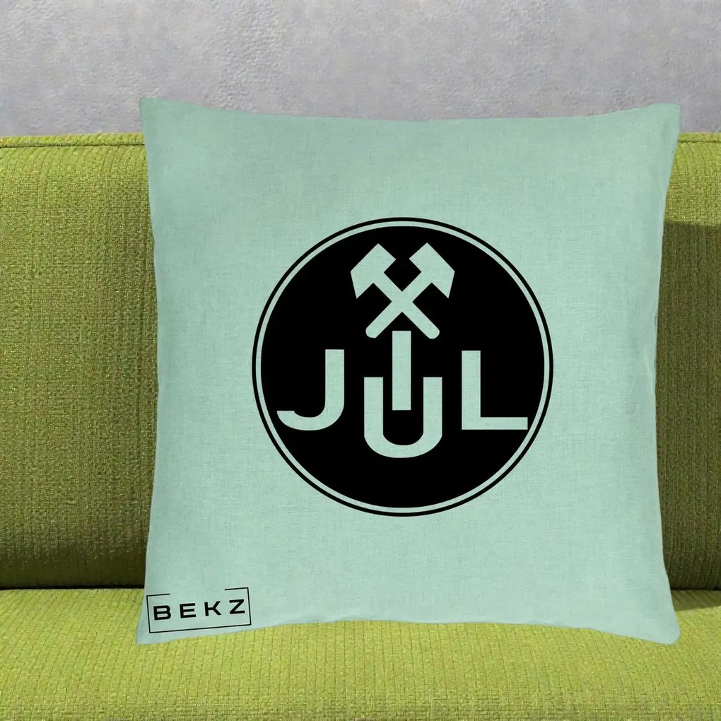 Perna Personalizata JUL Jiul Lupeni Fotbal, 40x40 cm, Verde Menta, Husa Detasabila, Perna Inclusa, BEKZ®