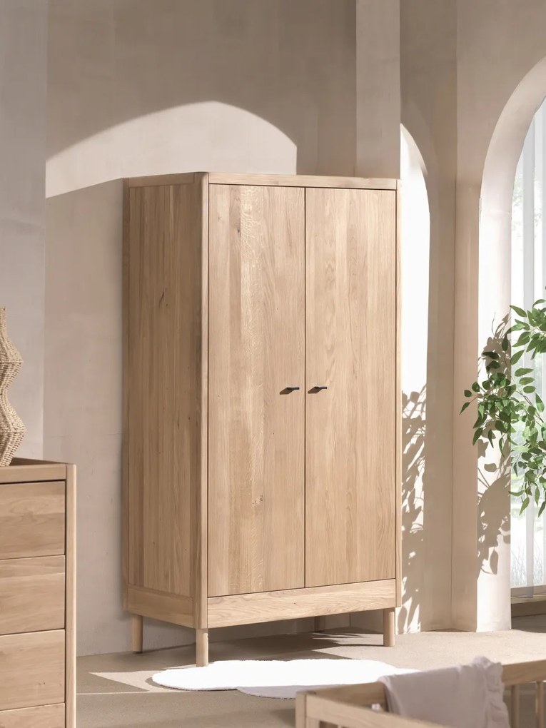 Set Complet Mobilier Camera Copii Forrest Oak, Pat 90x200 cm, Dulap cu 2 Uși, Noptieră și Comodă, din Lemn Masiv de Stejar, Natur – Vipack