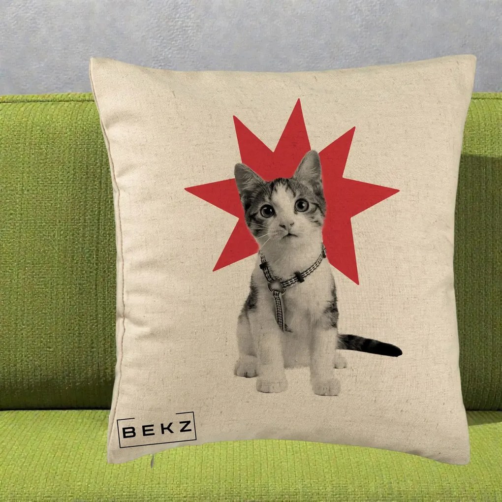 Perna Decorativa Pisica Star Pop Art, 40x40 cm, Bej, Husa Detasabila, Perna Inclusa, BEKZ®