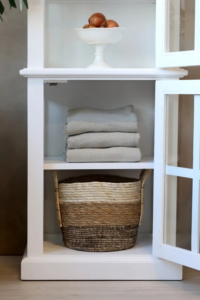 Vitrina din lemn masiv si furnir, alb, cu 2 usi si rafturi, aspect rustic, Marseille