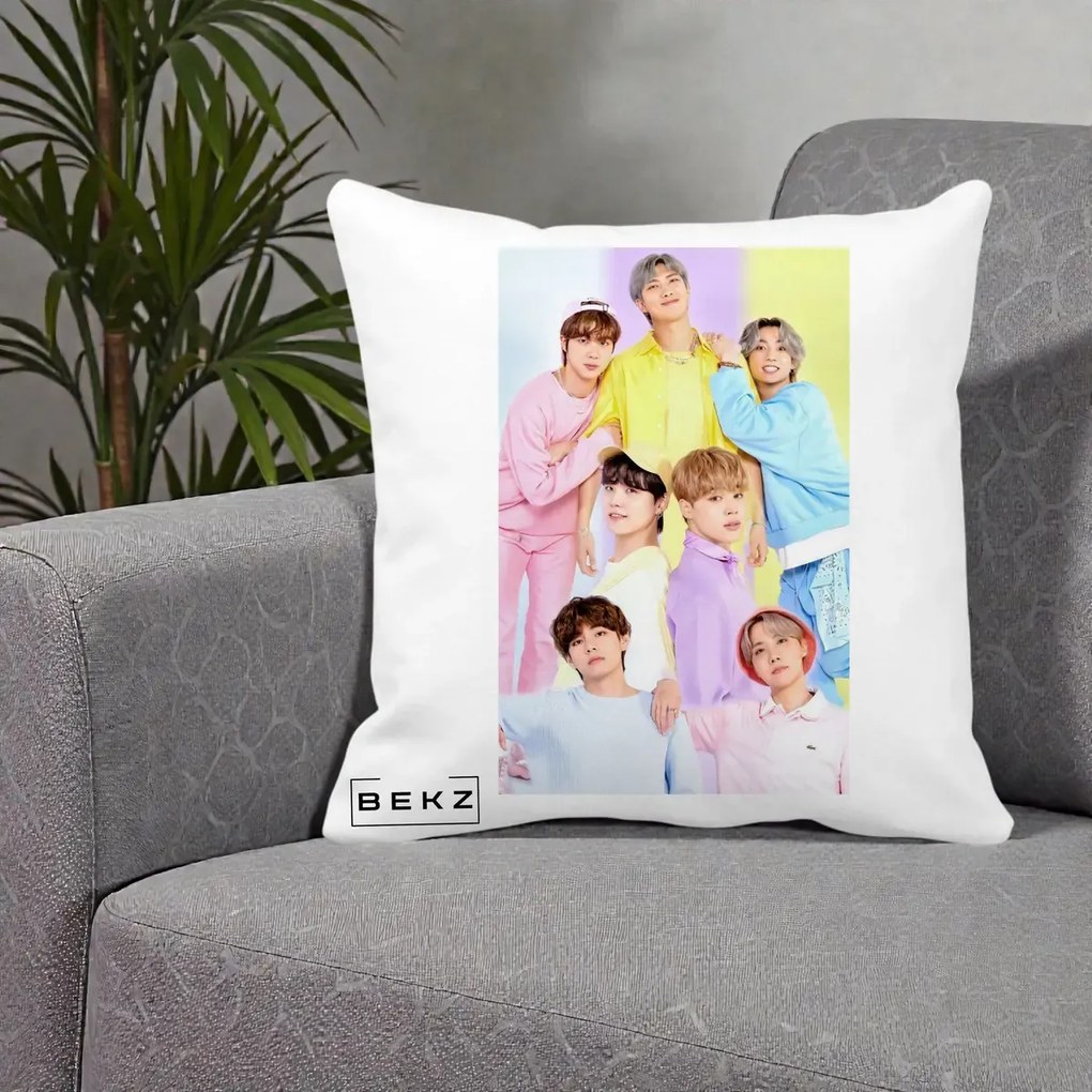 Perna Personalizata K-pop BTS Foto Grup Pastel Colorat cu 7 Membrii, 40x40 cm, Alba Mata, Husa Detasabila, Perna Inclusa, BEKZ®