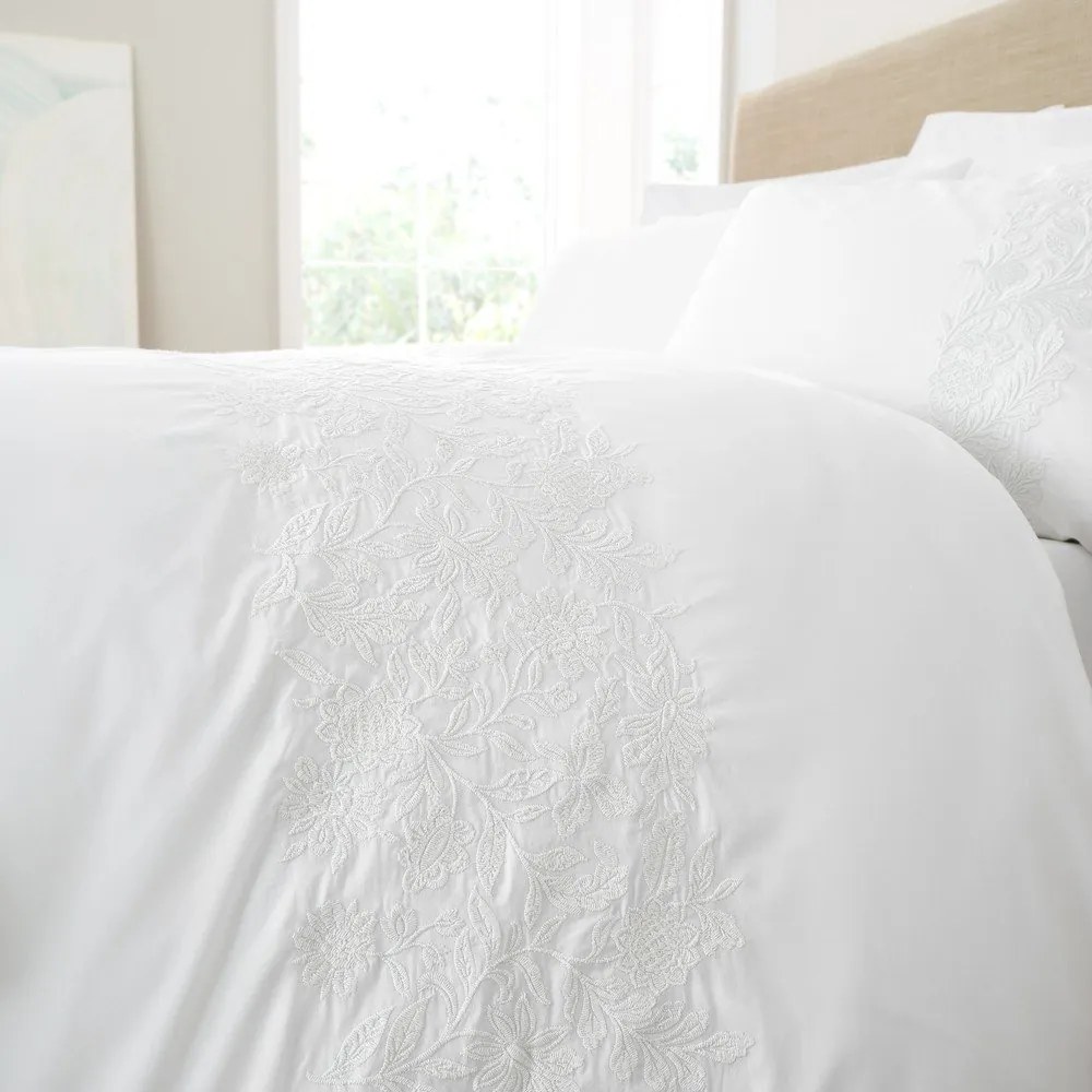 Lenjerie de pat albă din bumbac pentru pat de o persoană 135x200 cm Embroidery Floral – Bianca