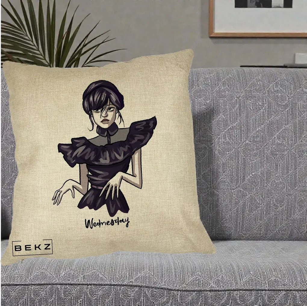 Perna Personalizata Wednesday Addams Dans Gotic, 40x40 cm, Crem, Husa Detasabila, Perna Inclusa, BEKZ®