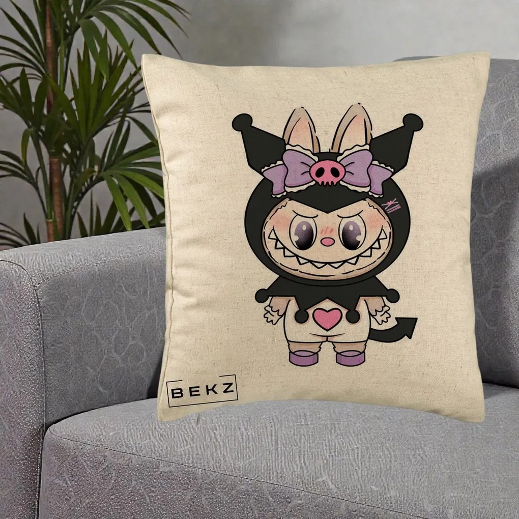 Perna Personalizata Labubu x Kuromi, 40x40 cm, Bej, Husa Detasabila, Perna Inclusa, BEKZ®