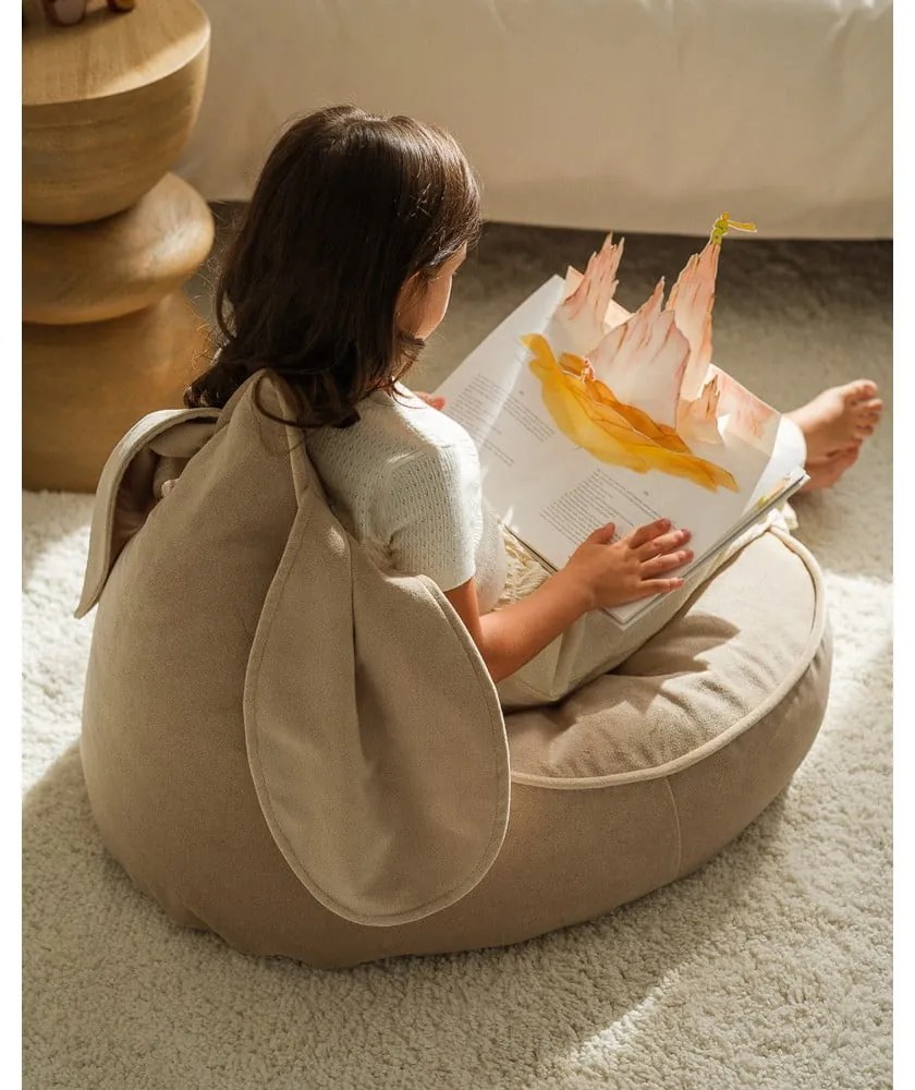Fotoliu puf pentru copii bej cu tapițerie din catifea Bunny – Wigiwama