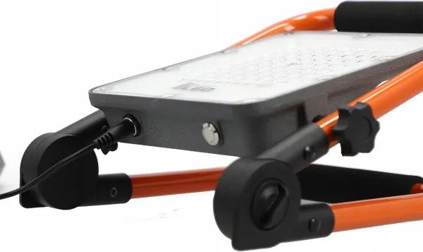 Proiector LED reîncărcabil cu stativ LED/100W/3,2V 5000K 5000 mAh IP65 portocaliu