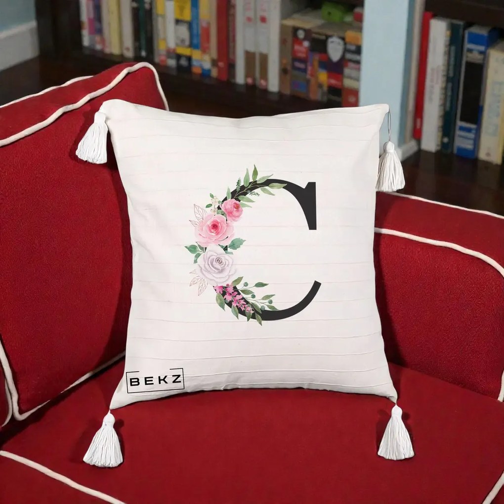 Cadou Personalizat - Perna Personalizata Monograma Florala Litera C, 40x40 cm, Bej cu Franjuri, Husa Detasabila, Perna Inclusa, BEKZ®