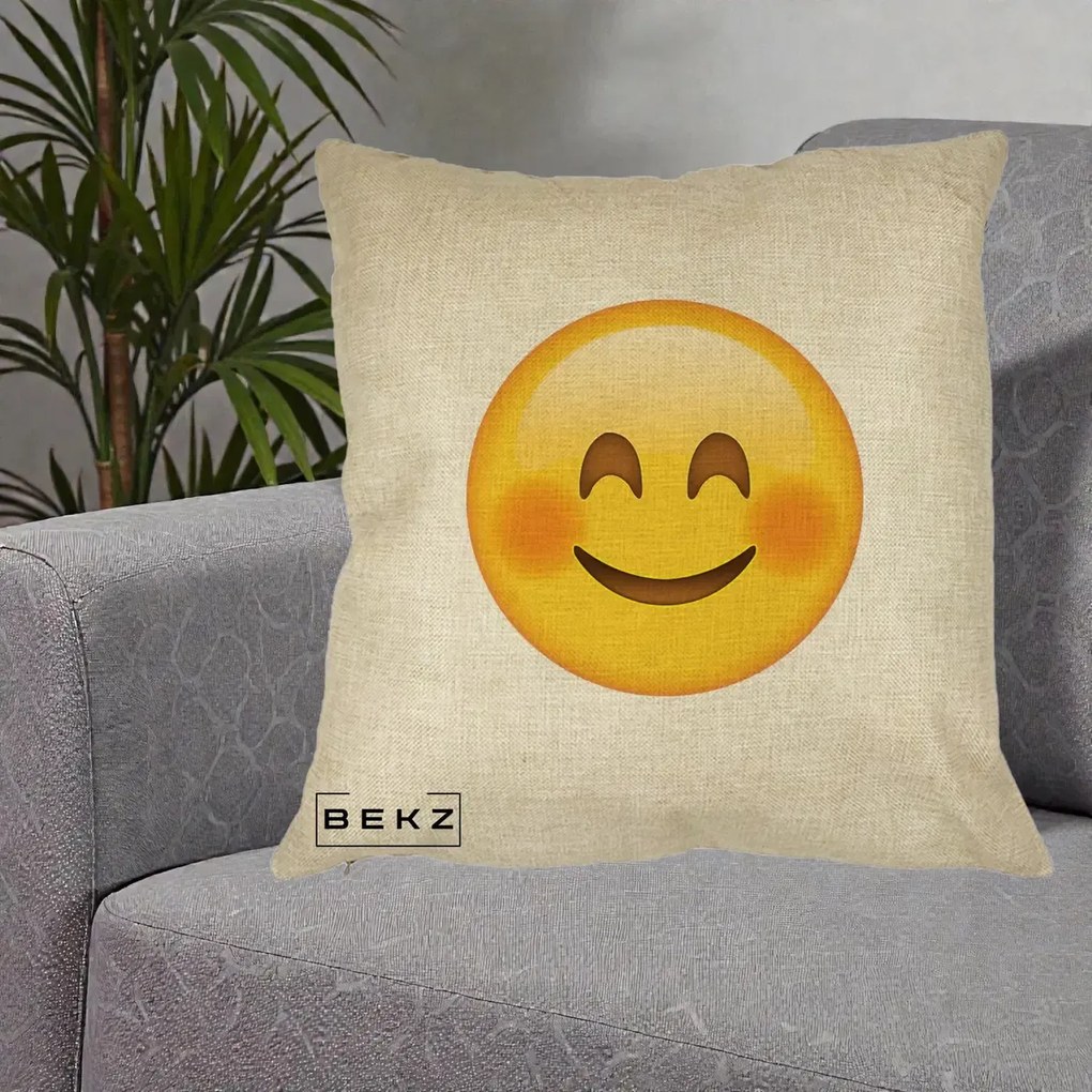 Perna Decorativa Emoji Fericit Roscat, 40x40 cm, Crem, Husa Detasabila, Perna Inclusa, BEKZ®