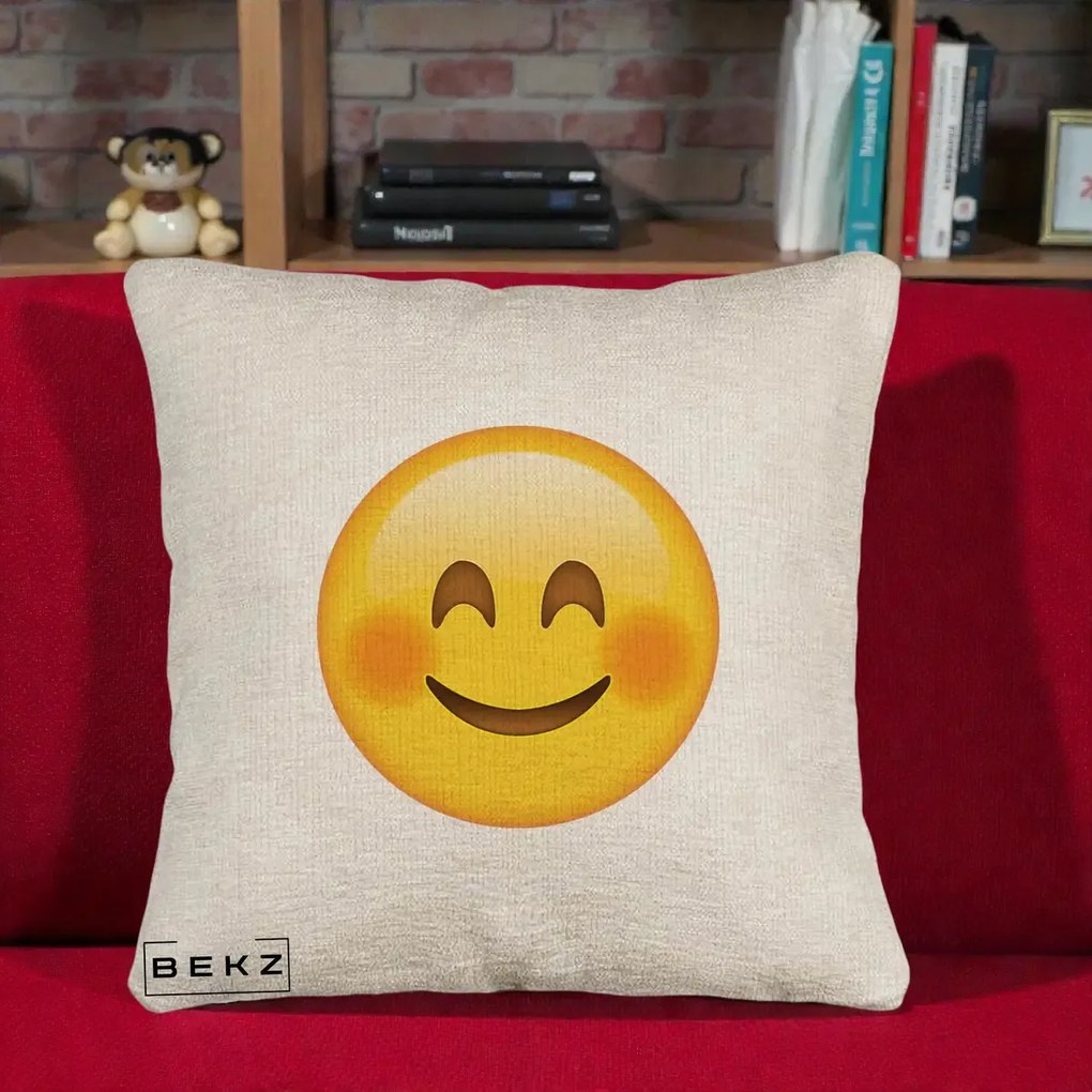 Perna Decorativa Emoji Fericit Roscat, 40x40 cm, Bej Canapea, Husa Detasabila, Perna Inclusa, BEKZ®