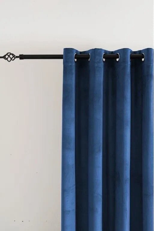 Perdea opaca DREAM VELVET 140x250 cm, albastru marin Agatat: Inele metalice