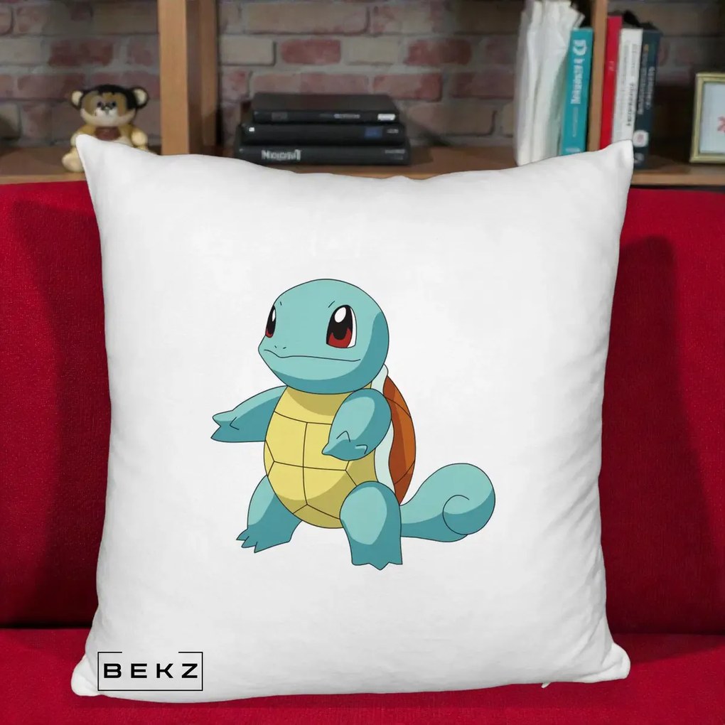 Perna Personalizata Squirtle Pokemon, 40x40 cm, Alb Pufos, Husa Detasabila, Perna Inclusa, BEKZ®