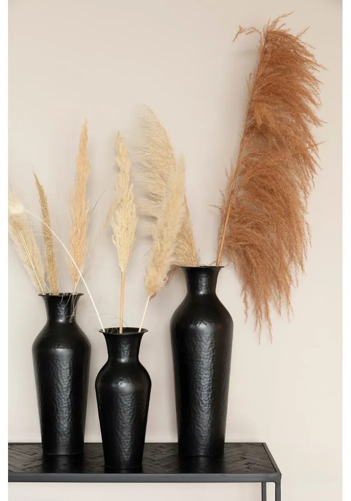 Vază neagră din oțel înaltă (înălțime 49 cm) Dunja – White Label