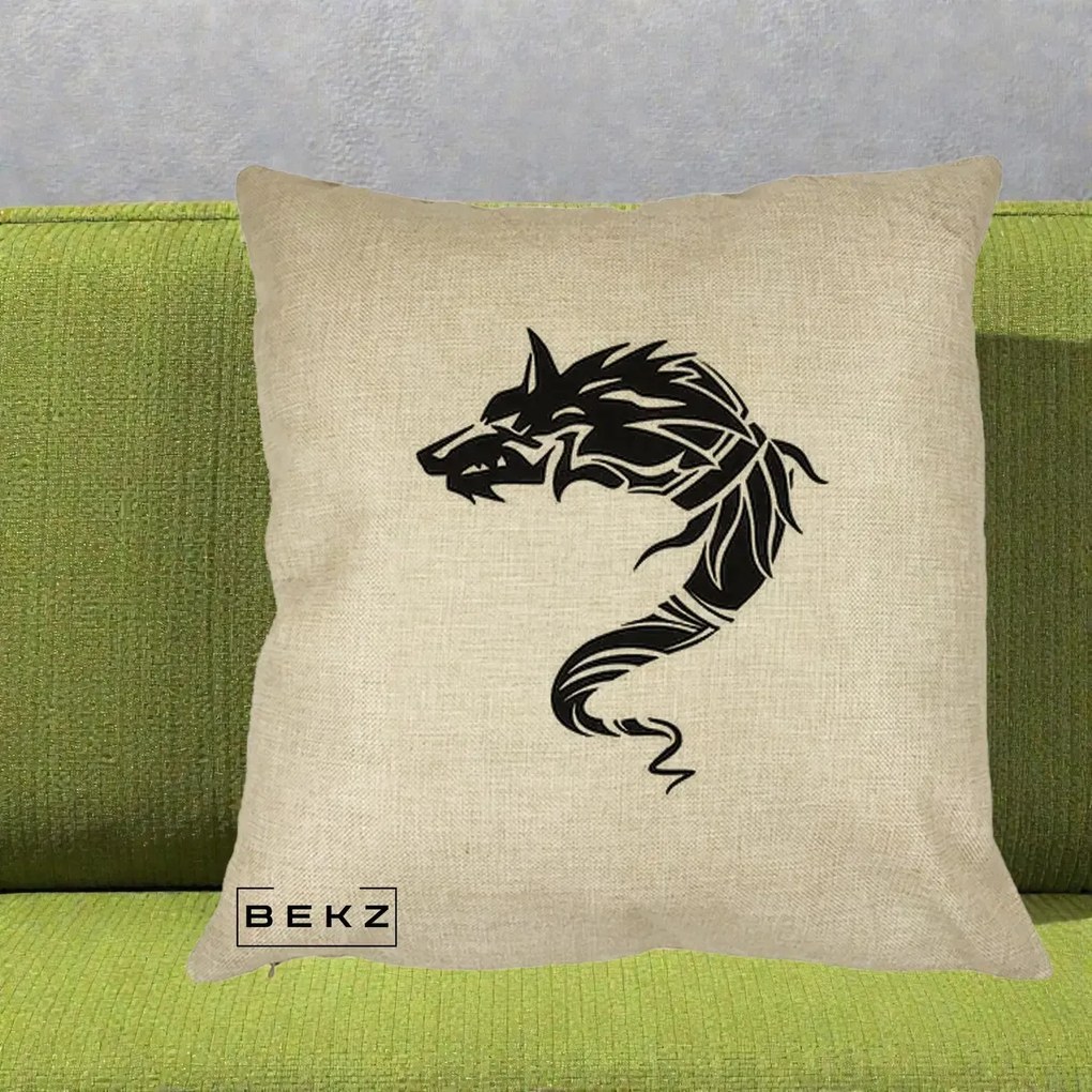 Perna Decorativa Lup Tribal Alb-Negru, 40x40 cm, Crem, Husa Detasabila, Perna Inclusa, BEKZ®