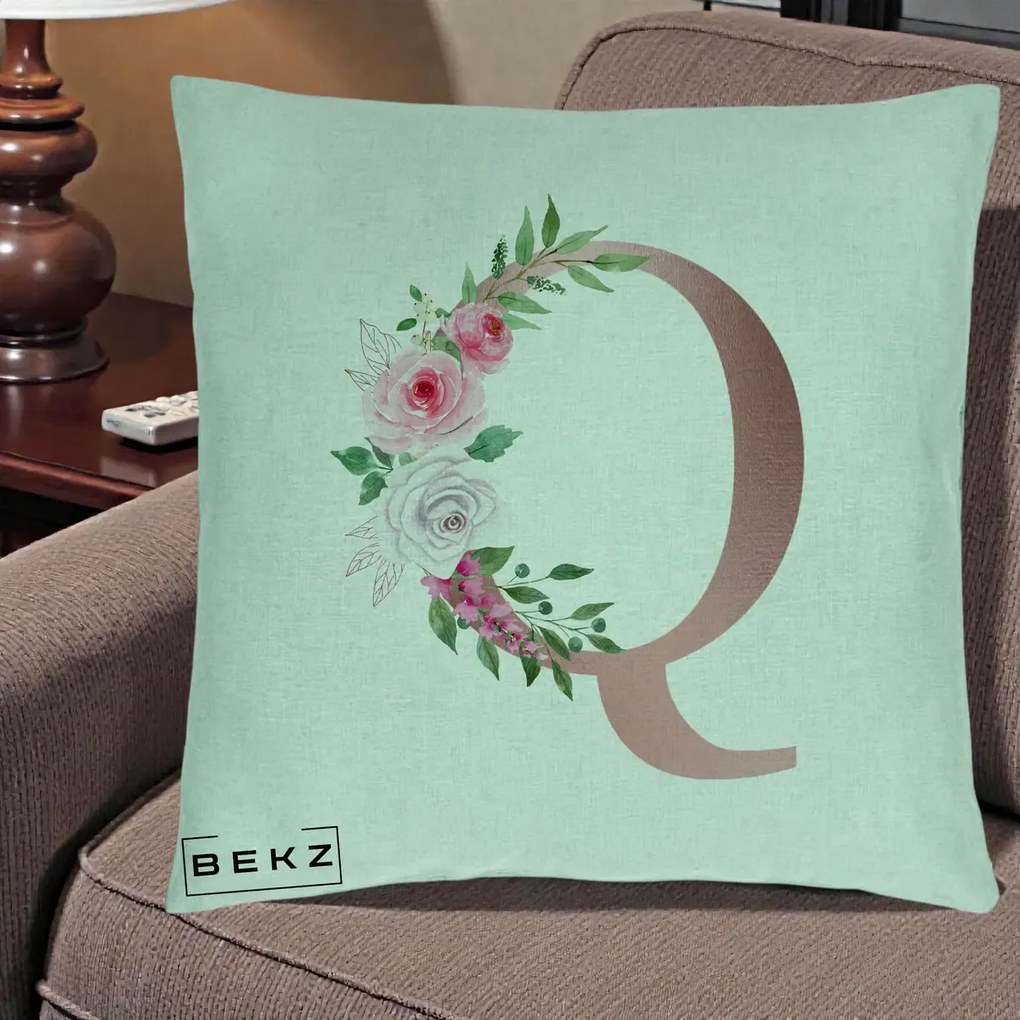 Cadou Personalizat - Perna Personalizata Monograma Rose Gold Litera Q, 40x40 cm, Verde Menta, Husa Detasabila, Perna Inclusa, BEKZ®