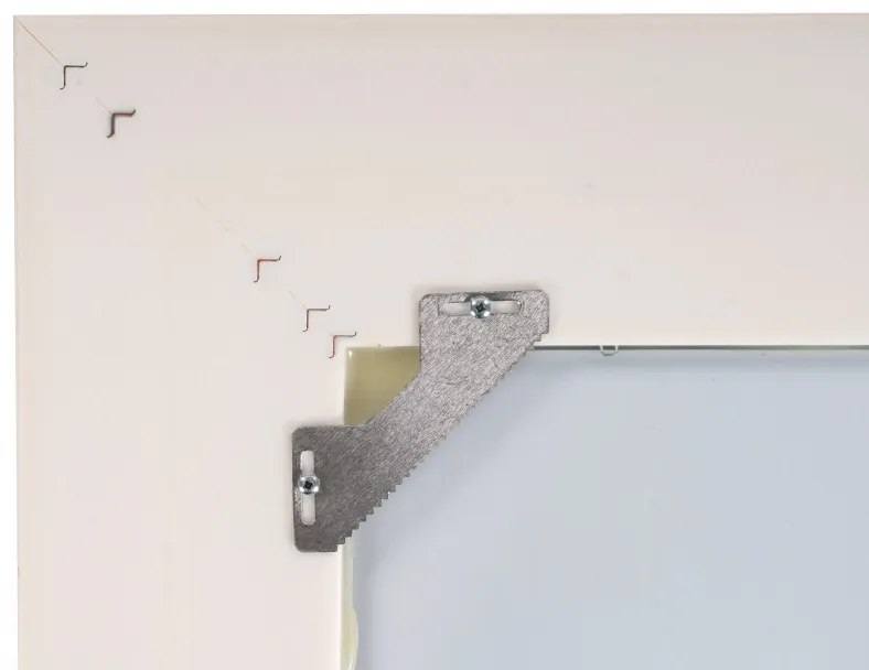 Oglinda dreptunghiulara cu rama din polistiren alba Howard, 49cm (L) x 40cm (L) x 3cm (H)