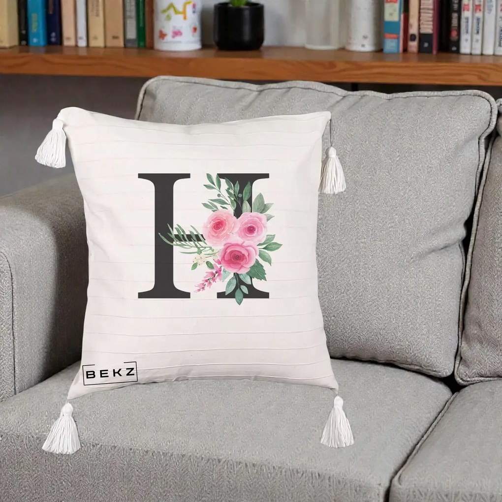 Cadou Personalizat - Perna Personalizata Monograma Florala Litera H cu Trandafiri Roz, 40x40 cm, Bej cu Franjuri, Husa Detasabila, Perna Inclusa, BEKZ®