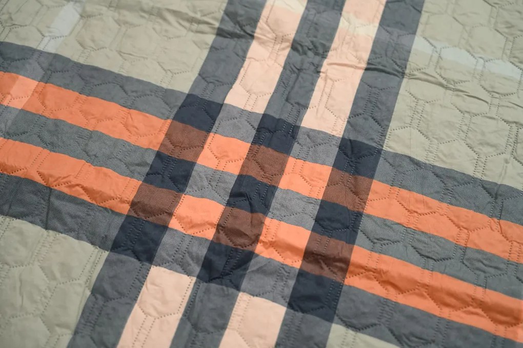 Cuvertura de pat PLAIDORY HEXAGON, verde Dimensiune: 170 x 220 cm