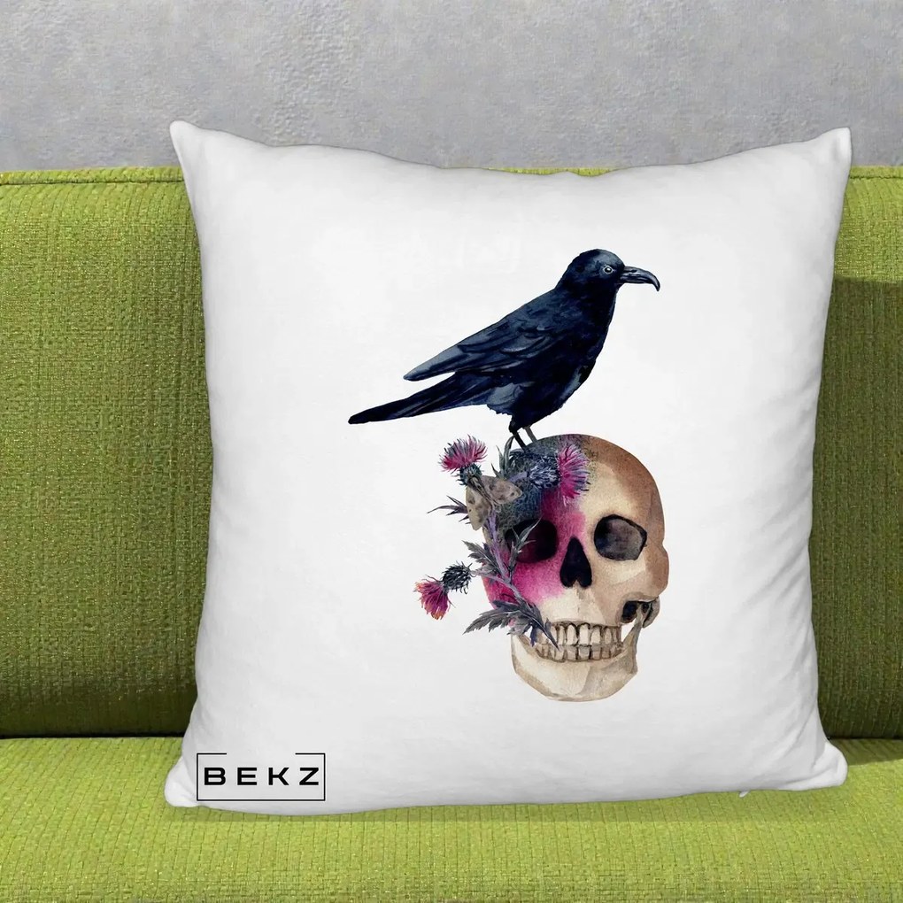 Perna Decorativa Craniu cu Corb si Flori Gothic, 40x40 cm, Alb Pufos, Husa Detasabila, Perna Inclusa, BEKZ®